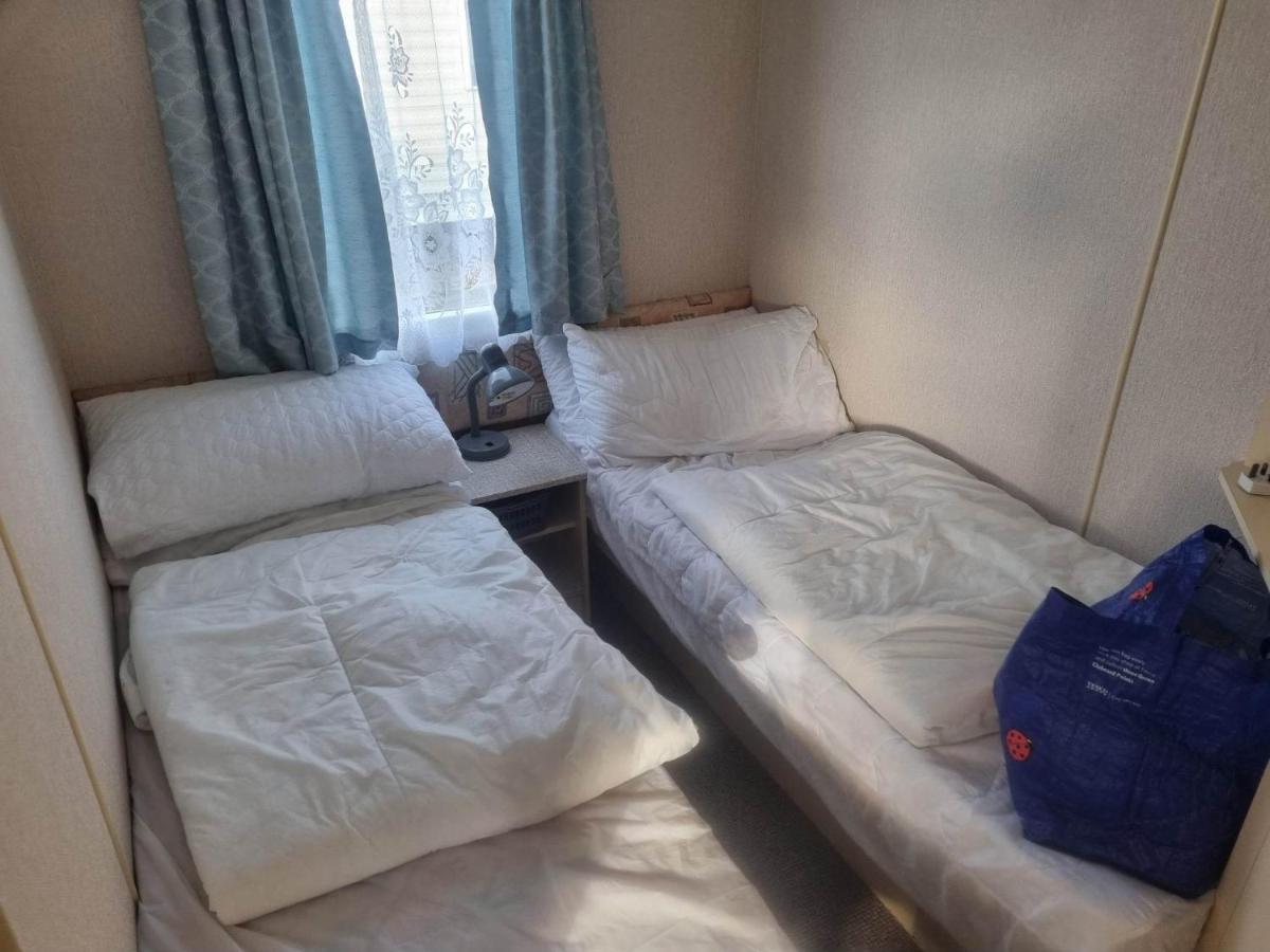 Tm8 6 Berth 2 Bedroom Caravan P Chapel Saint Leonards Eksteriør billede